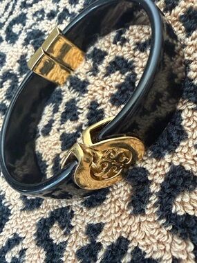 Black Resin Cuff Bracelet with Gold Logo Accent
Tory Burch